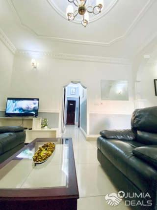 Appartement Meuble 3Ch Yaounde Omnisport - Tigson Yaoundé Exterior foto